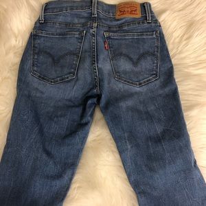 Levi jeans